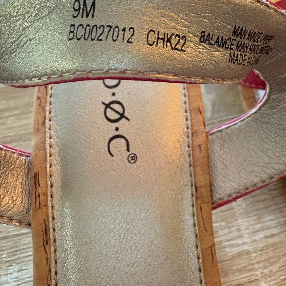 B.OC. Women’s hot pink cork platform & heel sandal size 9M to - Picture 3 of 8